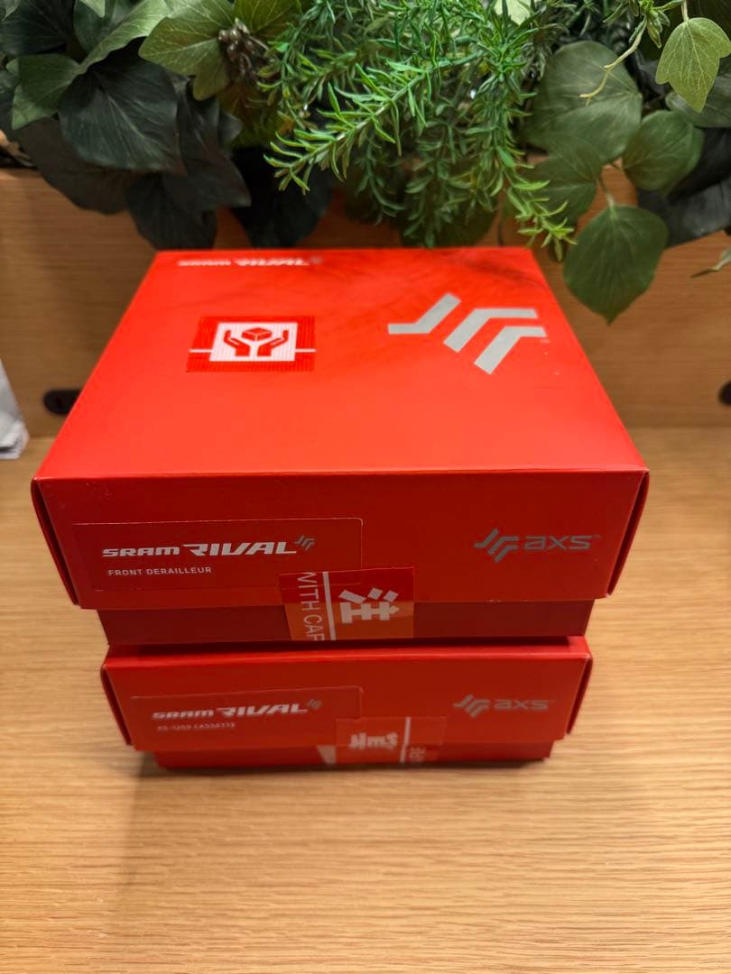 Sram Rival ETAP AXS ディレーラRDとFD