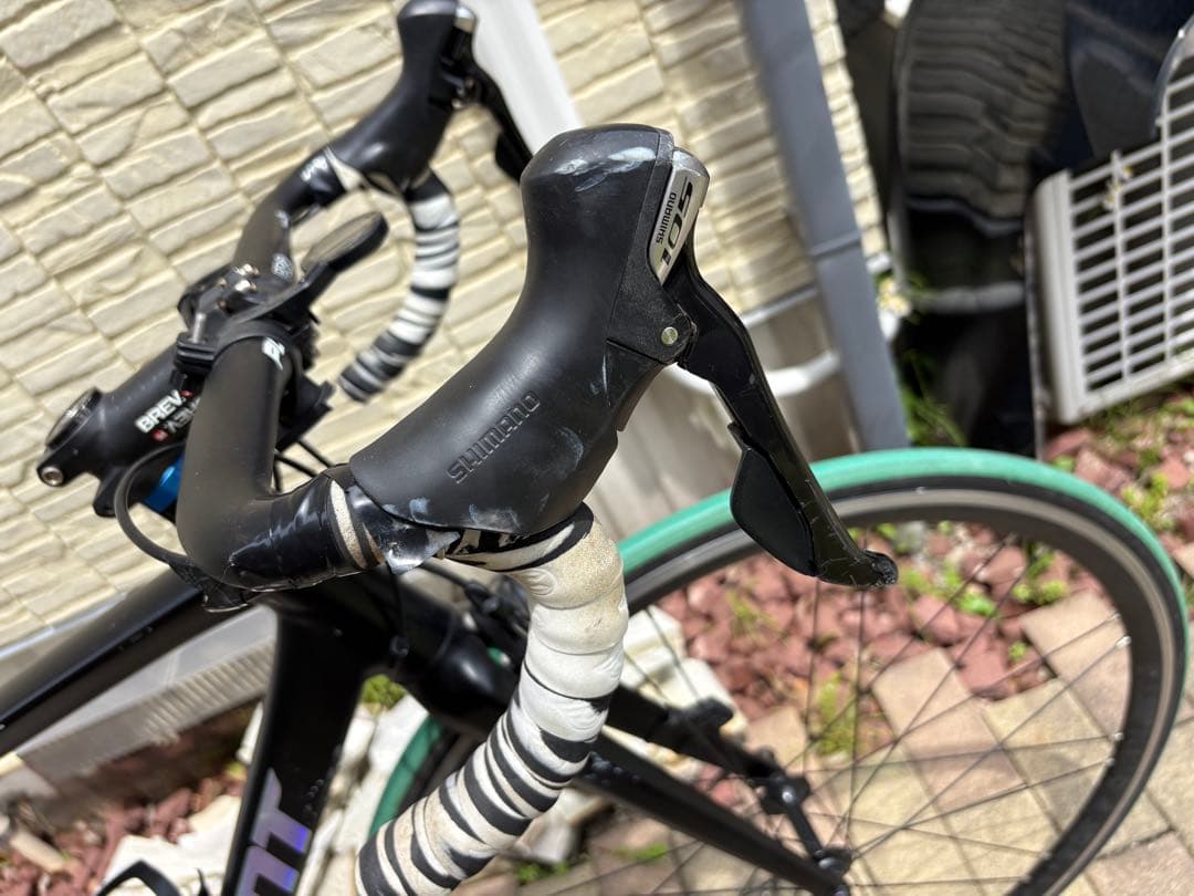 GIANT ロードバイク マットブラック Shimano 105