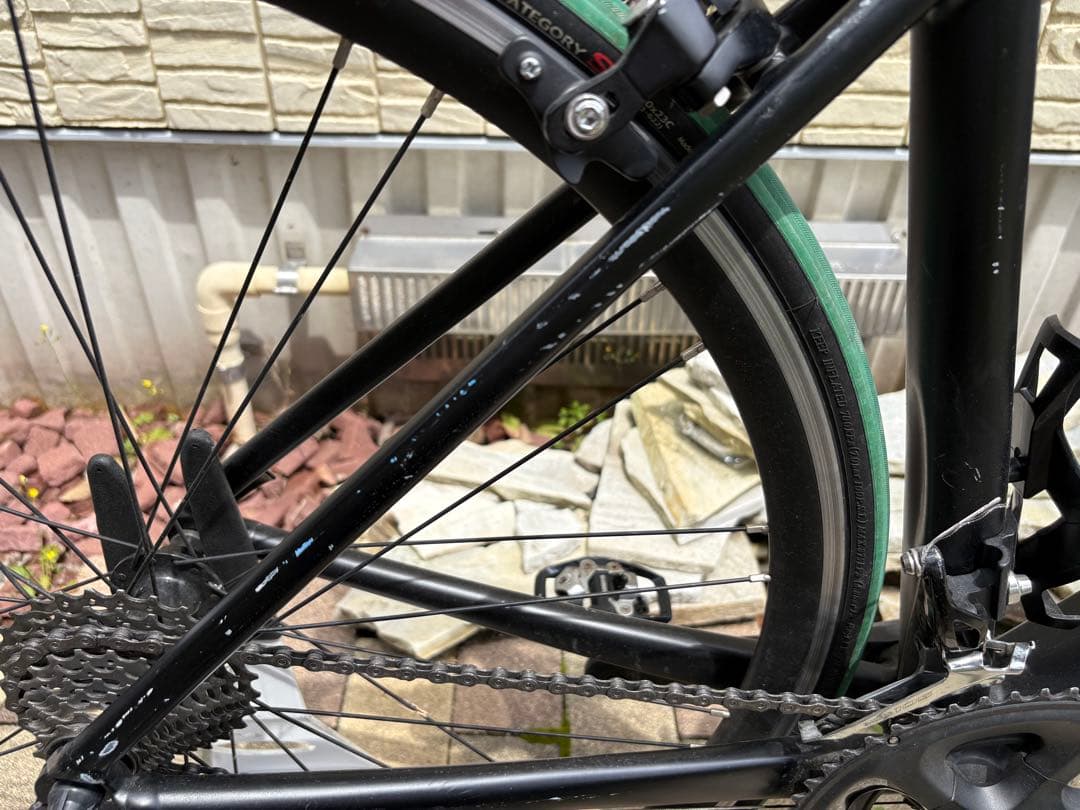 GIANT ロードバイク マットブラック Shimano 105