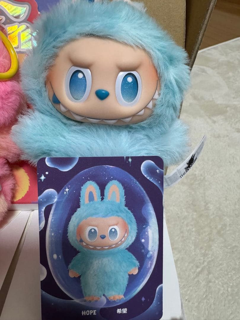 Labubu Big into Energy 6箱アソートBOX