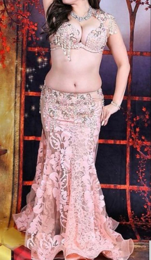 【美品】イリーナ Irina ベリーダンス衣装　ピンク