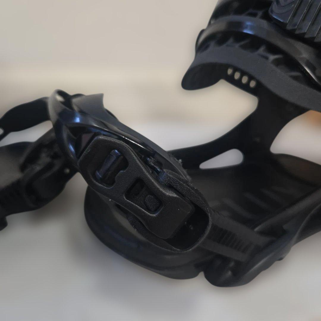 21-22 FLUX DS Mサイズ 25〜28cm