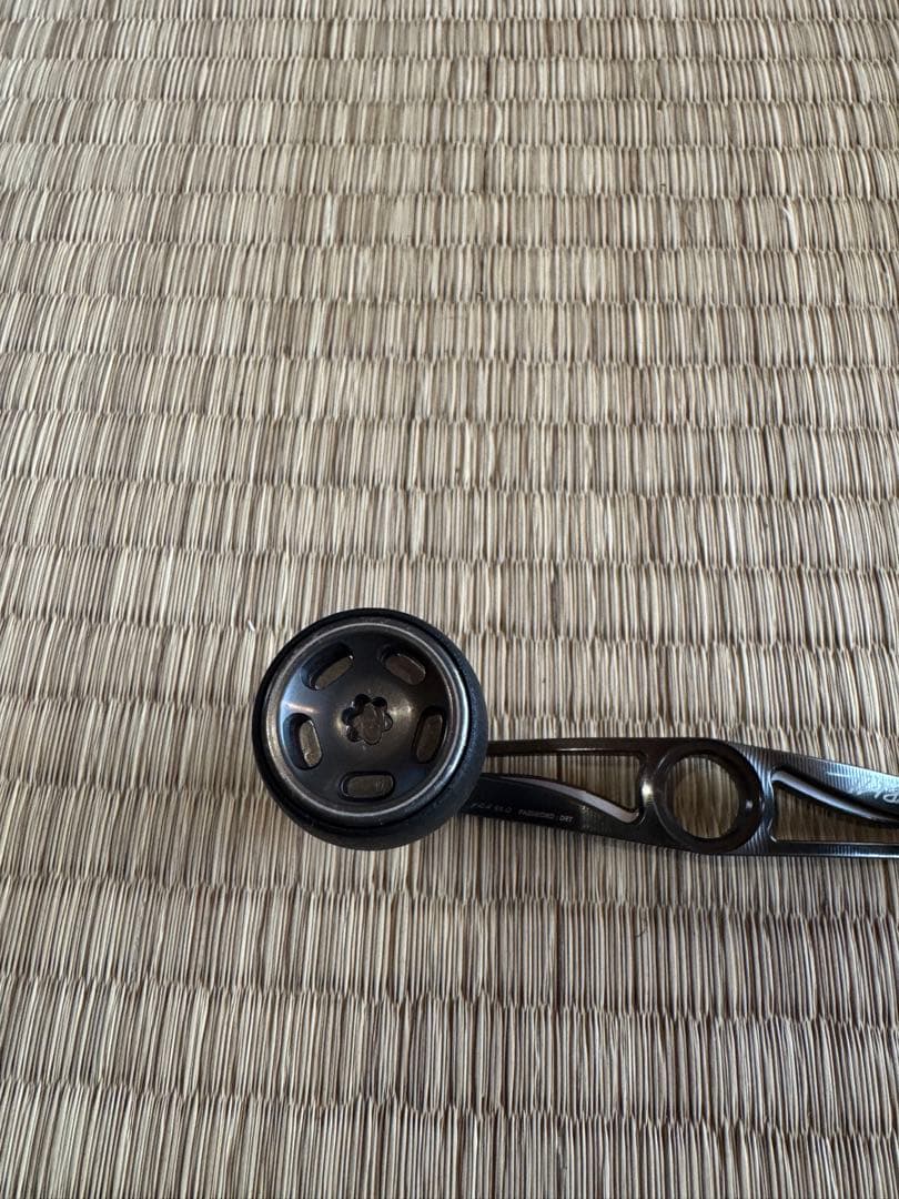 バリアルハンドル p.c.d 95 ガンメタル