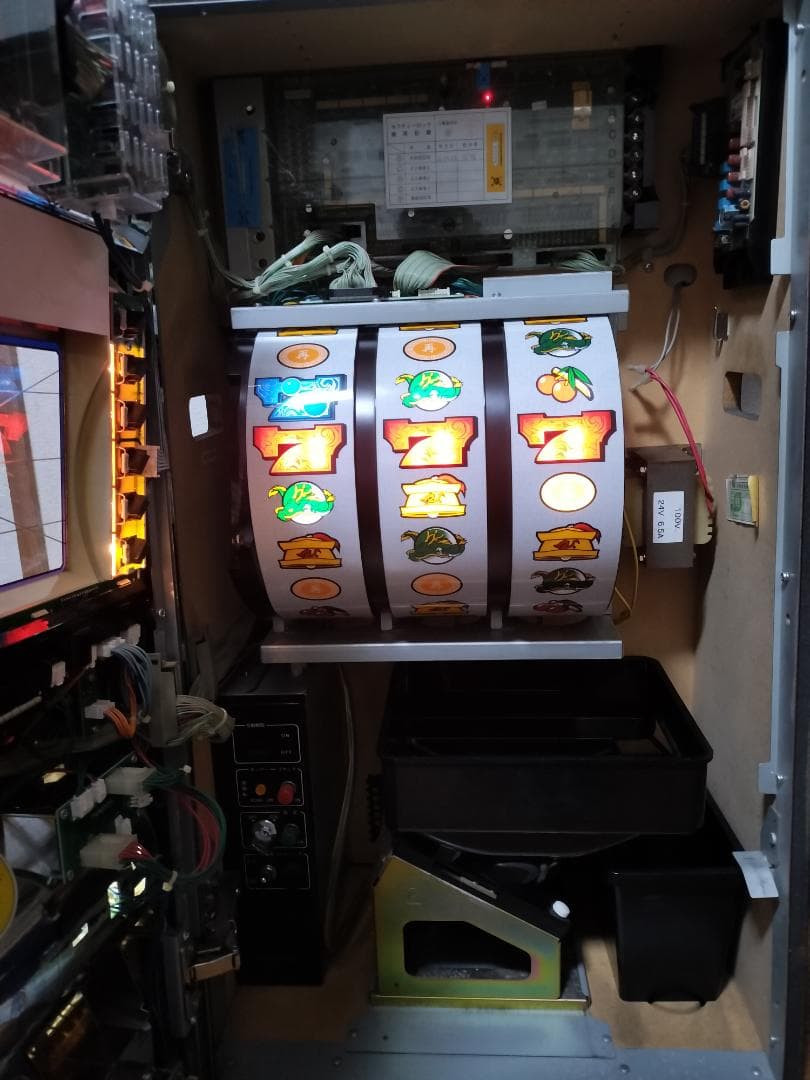 【パチスロ実機】山佐★サイバードラゴン【オートプレイ付不要機付】４号機