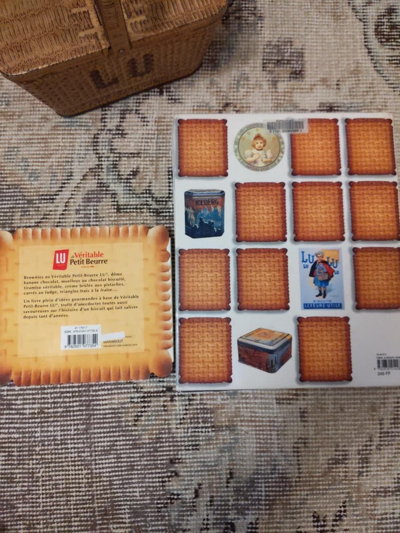 フランス　LUビスケット本　２冊