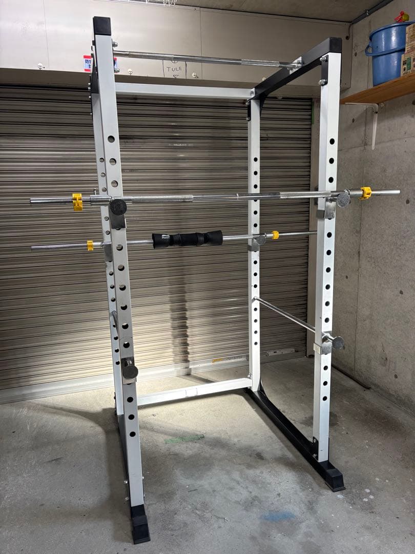 IROTEC パワーラックとバー２本付き 手渡し。