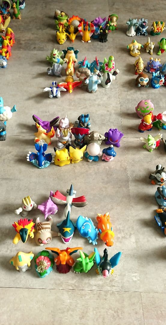 ポケモンキッズ 550体以上まとめ売り 未使用シール90枚以上付き