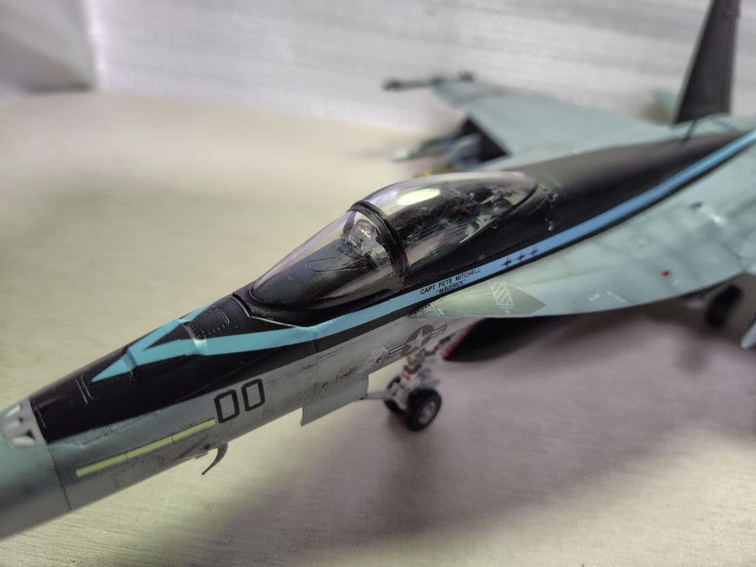 F/A-18E スーパーホーネット 1/48(トップガン マーベリック）