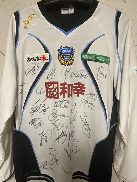川崎フロンターレ直筆サイン入りロンT