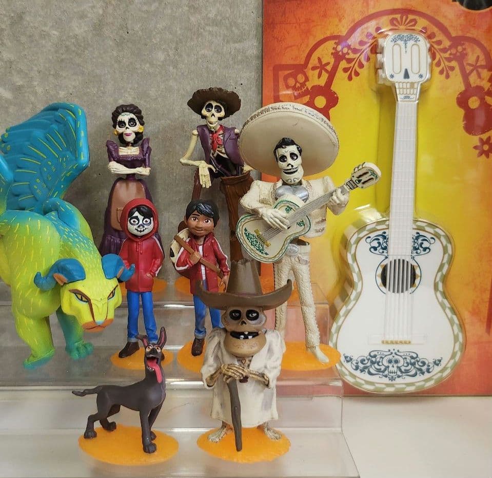 リメンバーミー フィギュア+映画グッズセット