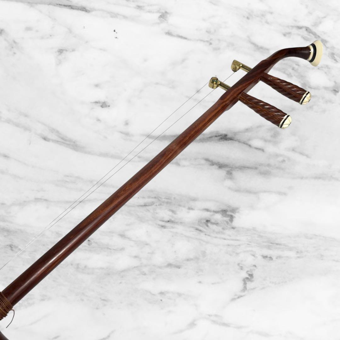 二胡 蛇革 弦楽器 中国 伝統 音楽 楽器 民族楽器