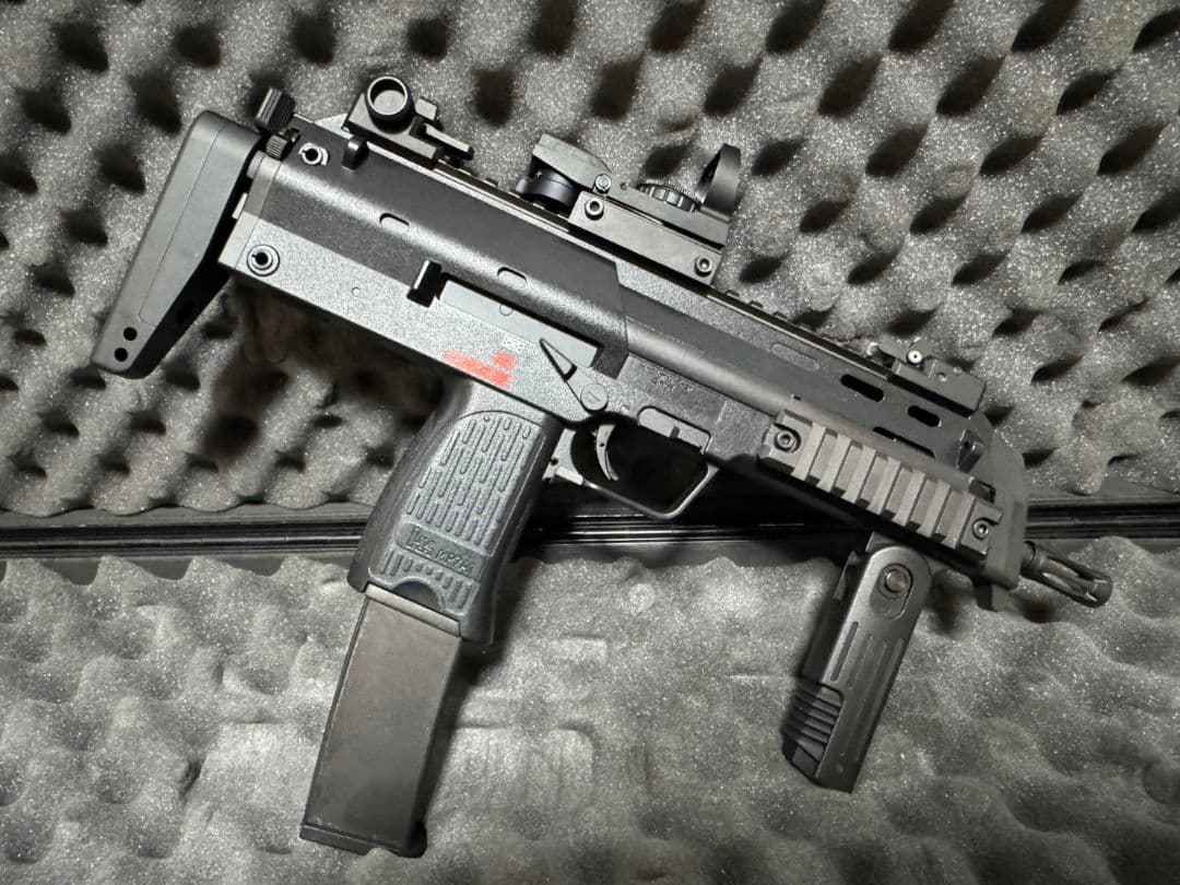 KSC MP7A1(ダットサイト付き) / ガスブローバック