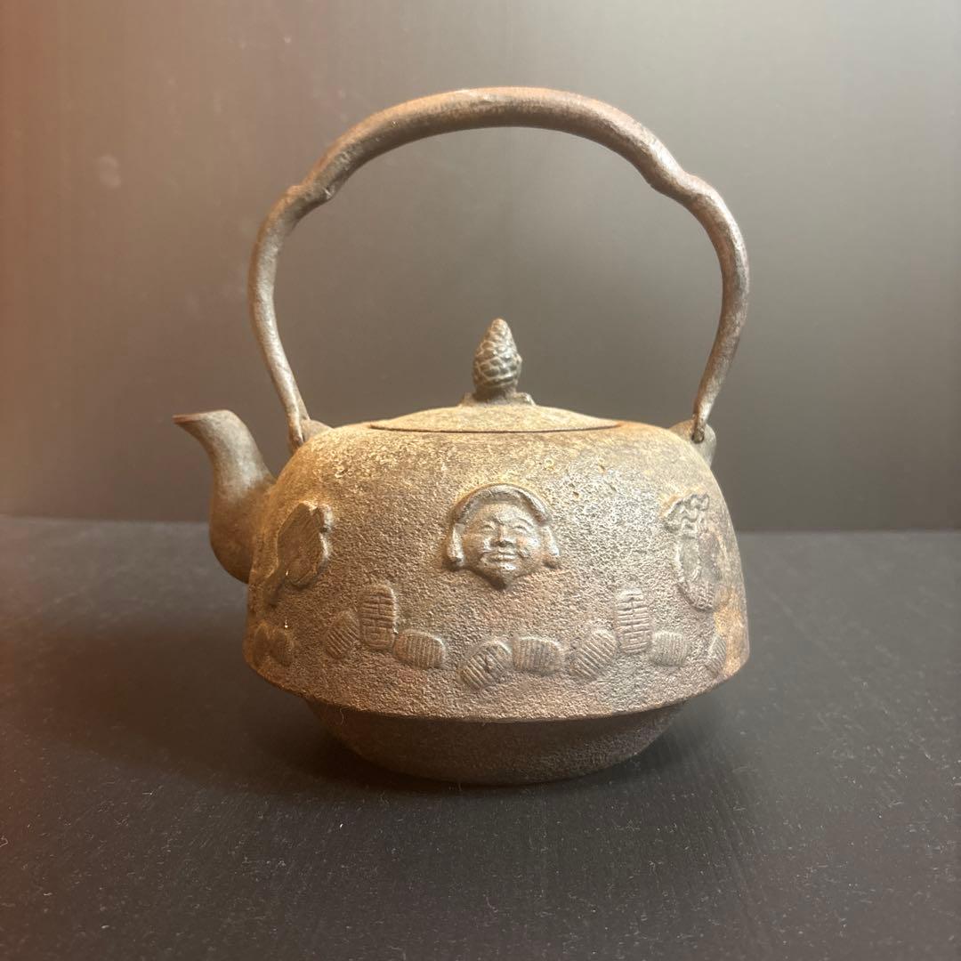 鉄瓶 骨董品 大黒様縁 古い 縁起物