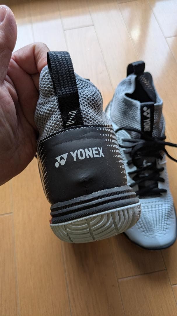 ヨネックス　バドミントンシューズ パワークッションエクリプションZミッド