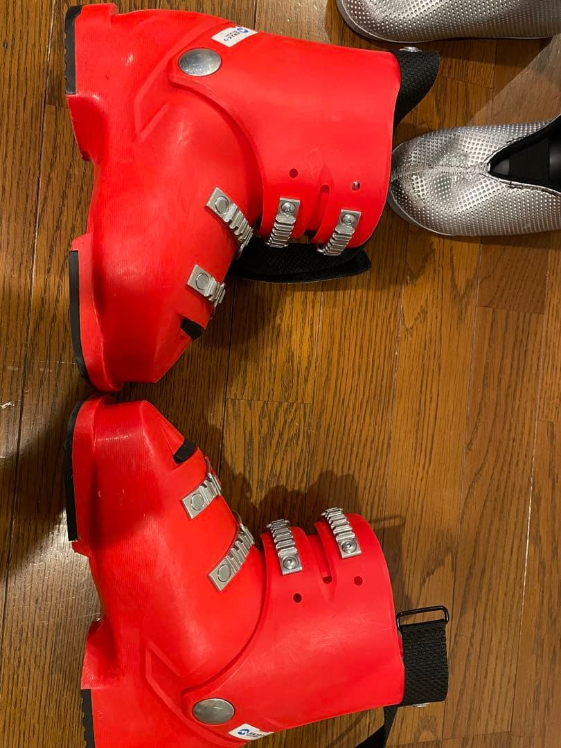 アトミックキッズスキーブーツ22,22.5cm Redster Jr60