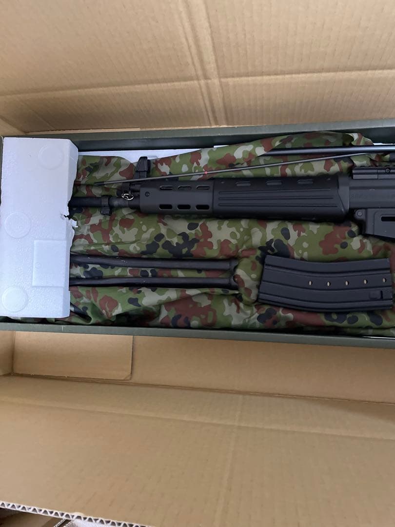 東京マルイ　89式小銃　固定銃床　電動ガン ブラック 迷彩収納ケース付き　箱損傷