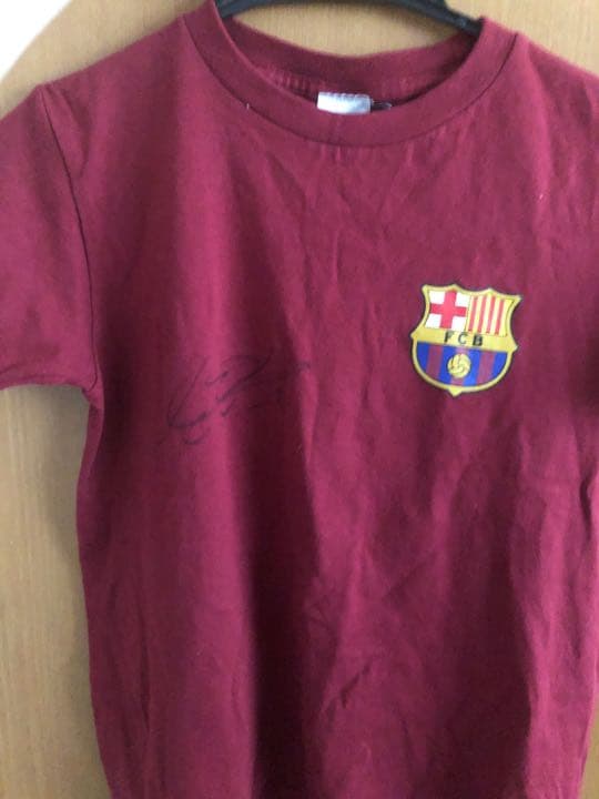 ビクトル・バルデスのサイン入りTシャツ