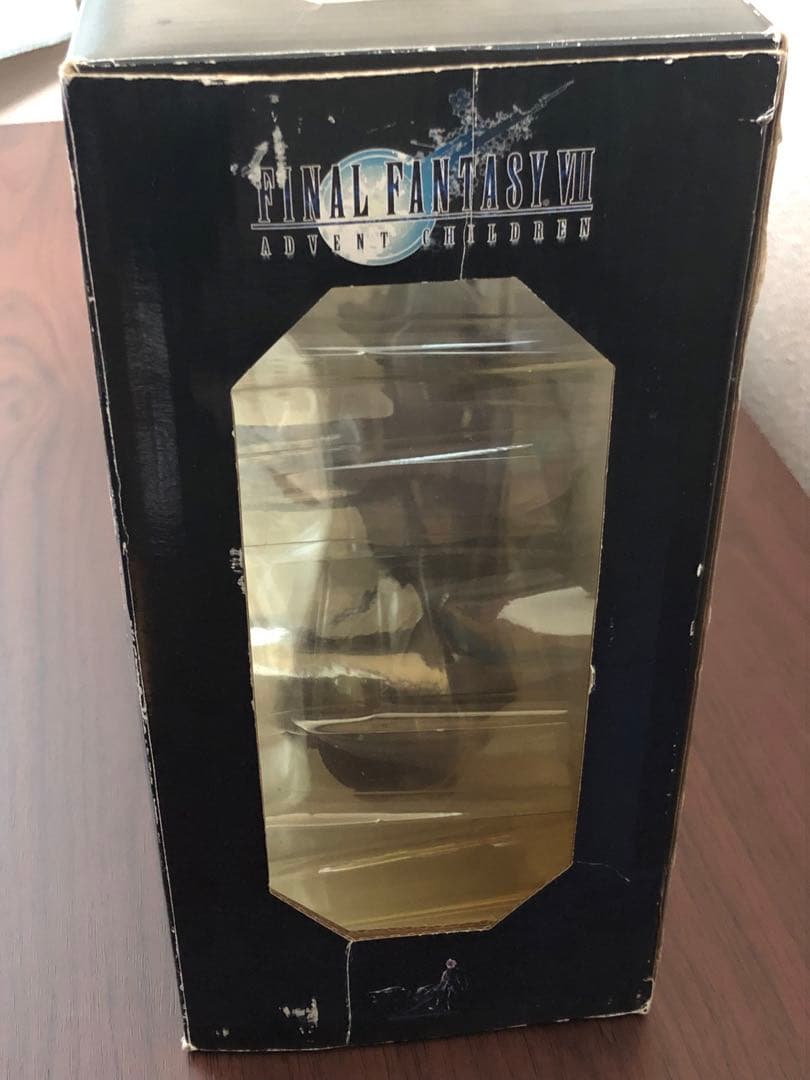 ファイナルファンタジー7AC プレイアーツ　クラウド＆フェンリル　海外版
