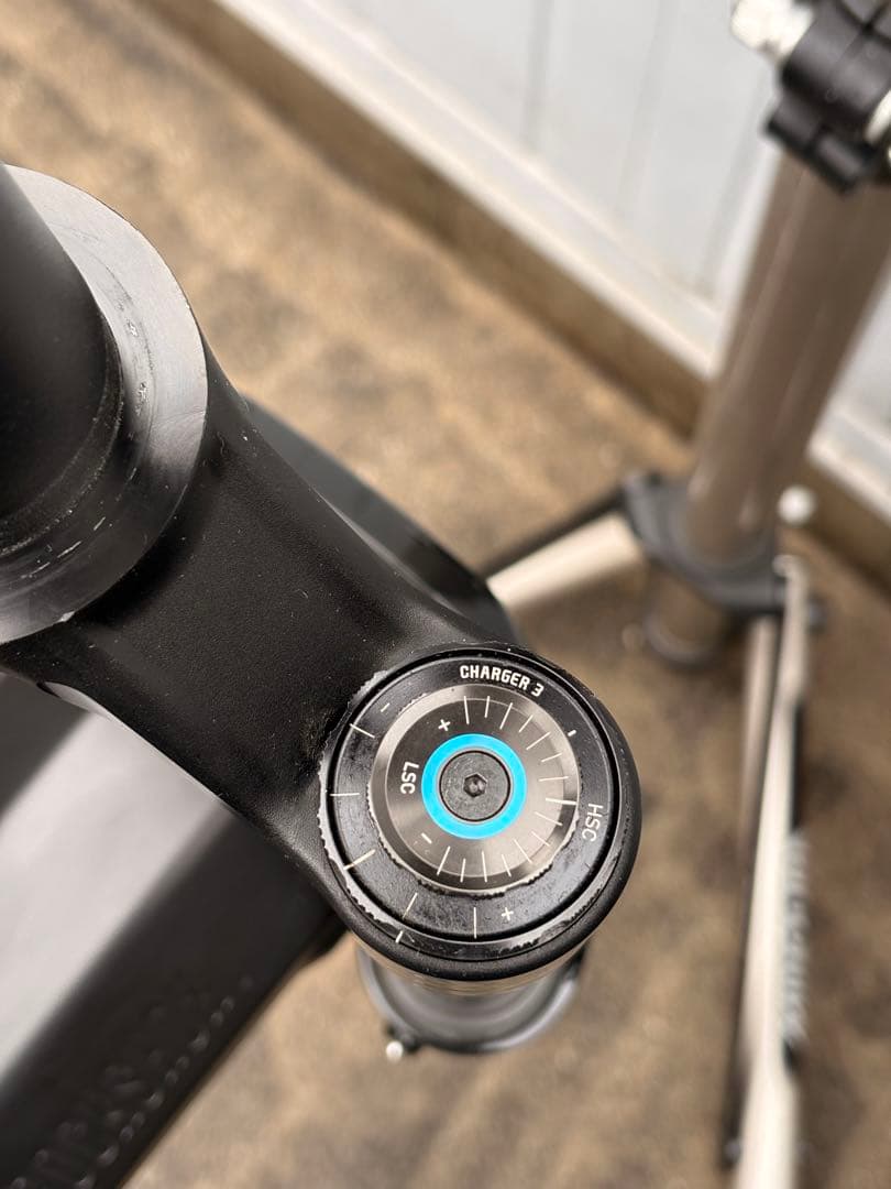 RockShox LyrikUltimate 27.5 160mm フロントサス