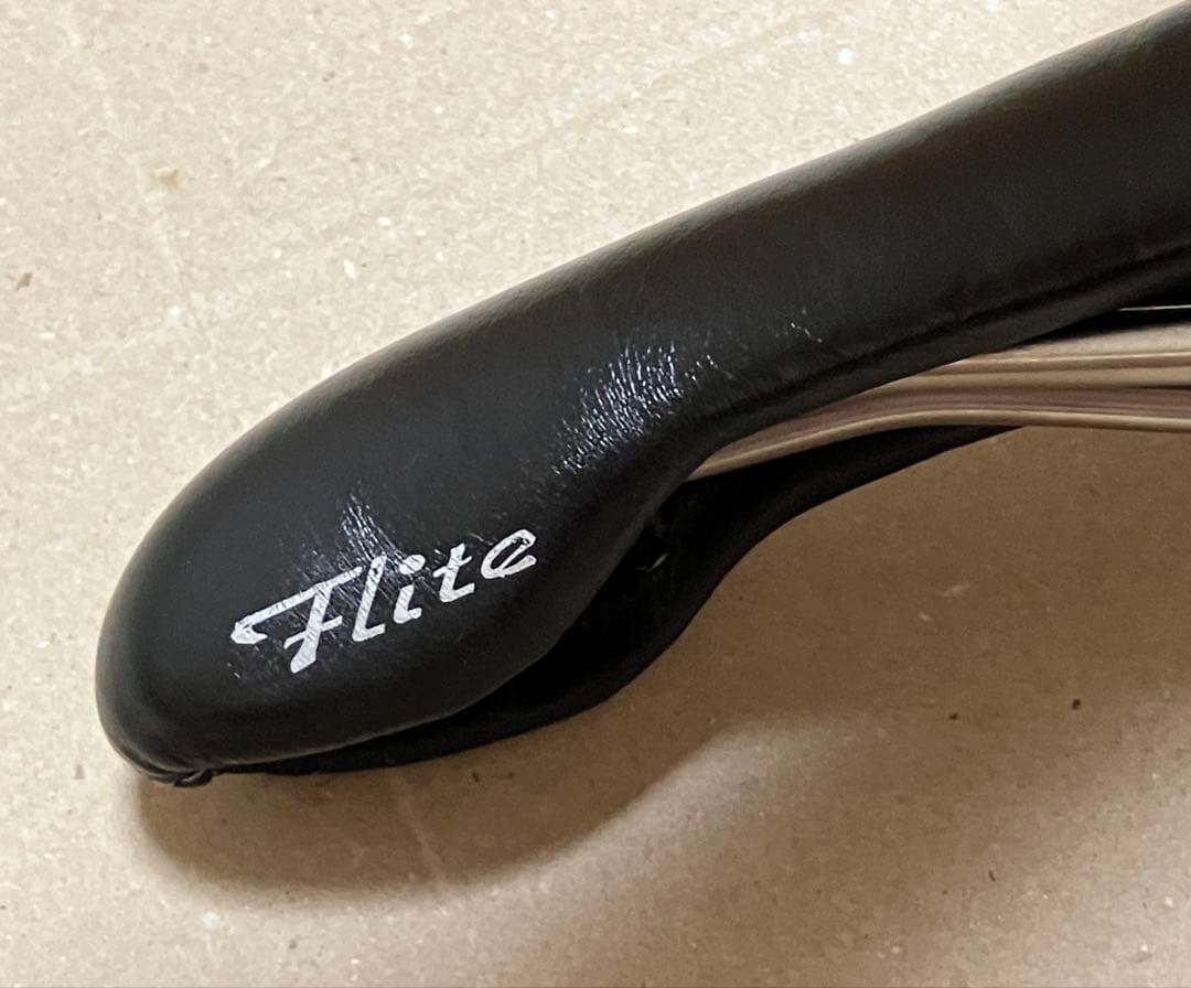 サドル　セライタリア　フライト　トランザム　trans am