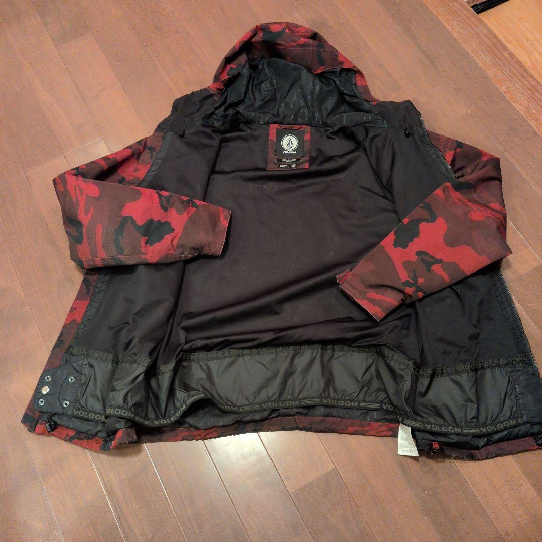 VOLCOM赤黒迷彩 スノーボードウェアセット