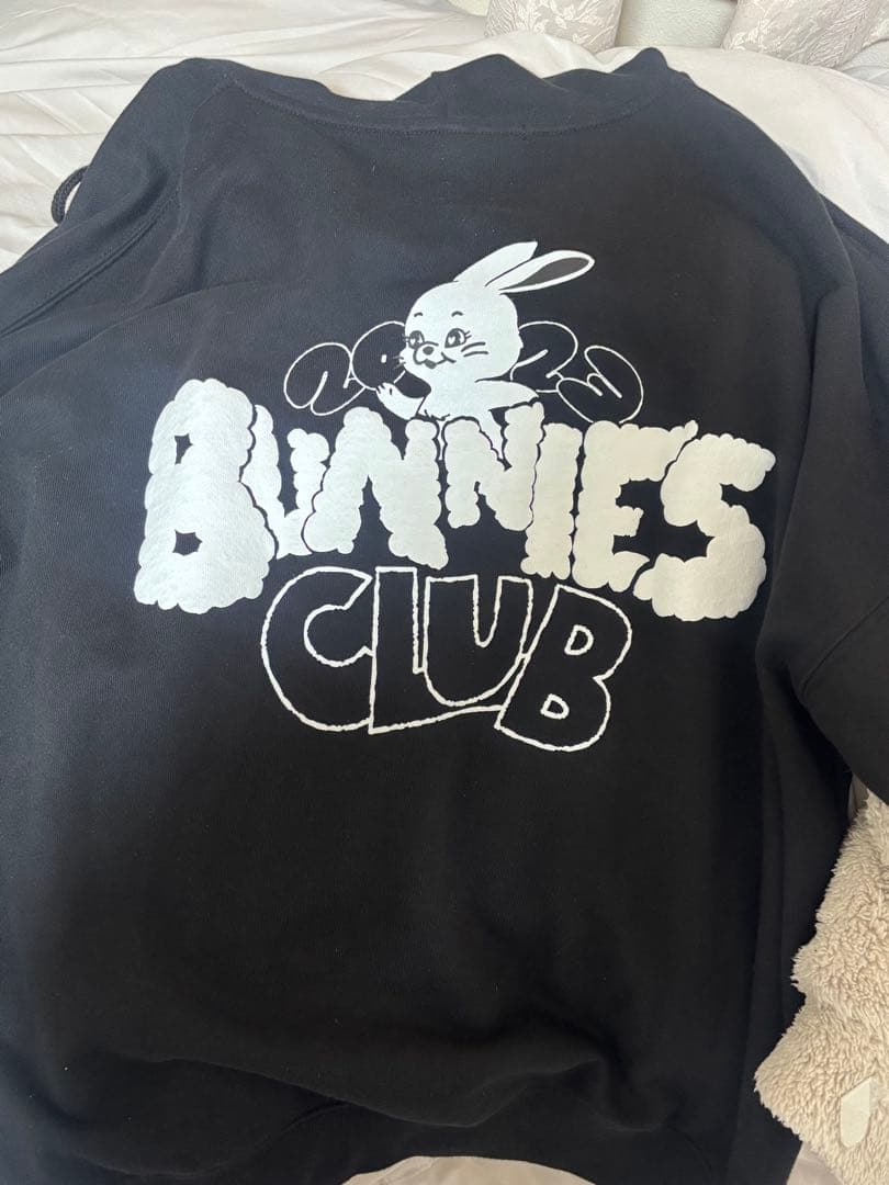 NewJeans Bunnies Club パーカー　M size