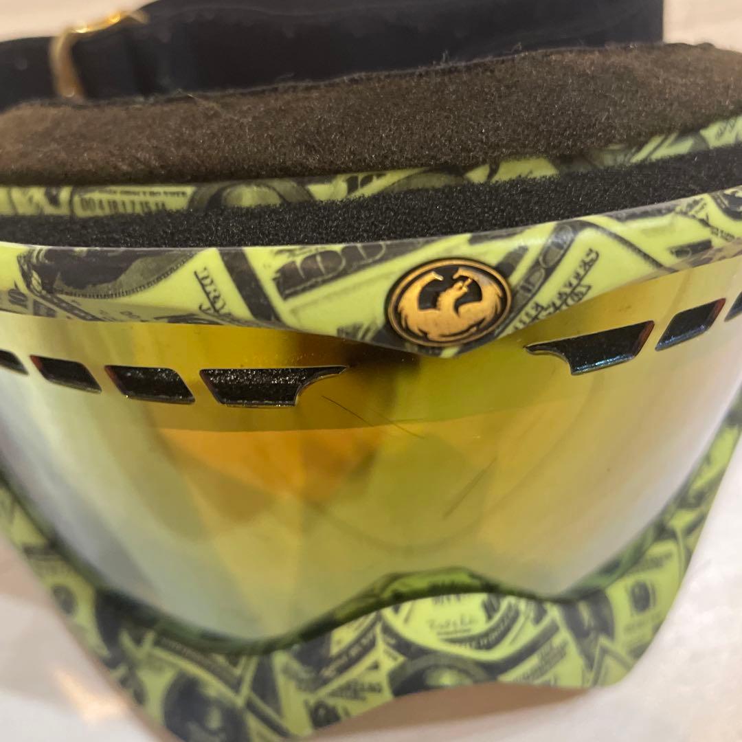 スキーゴーグル 緑色デザイン イエローレンズ