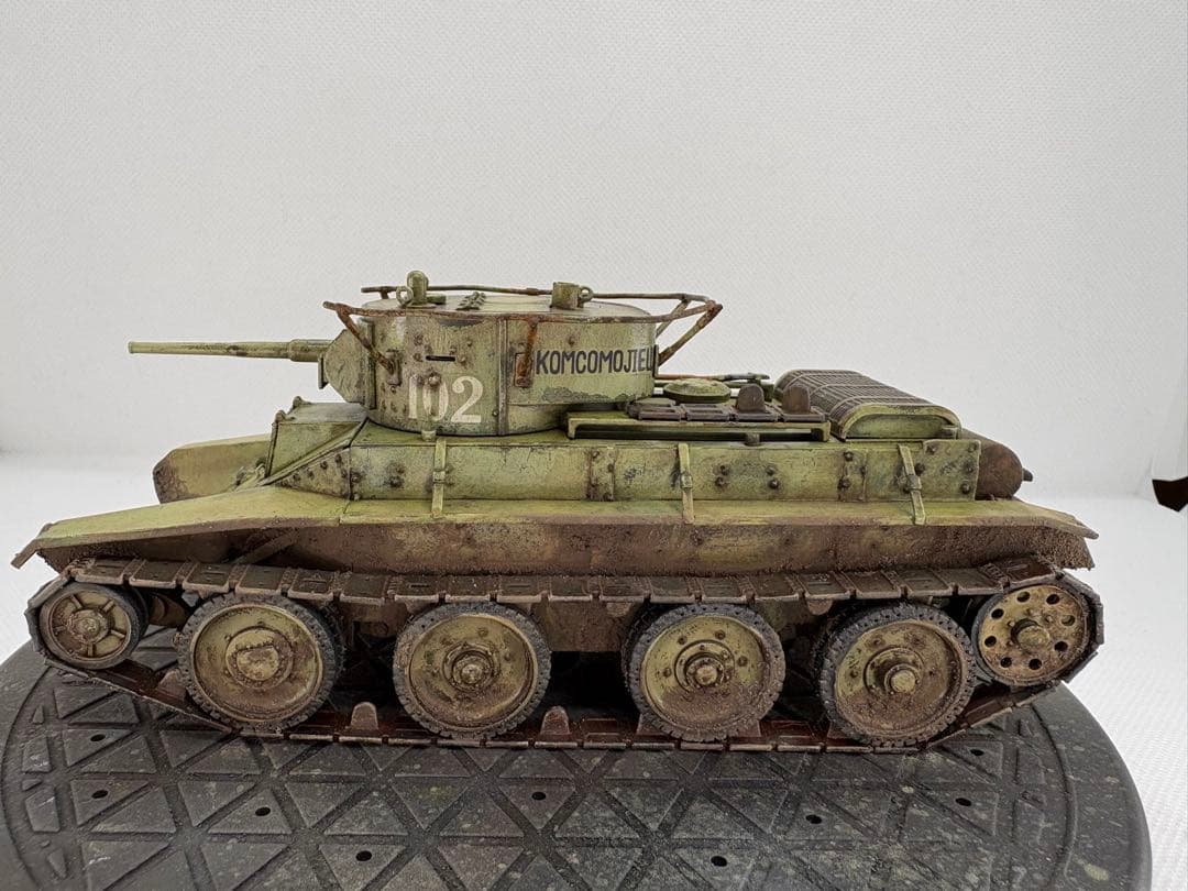 イタレリ (ZVEZDA) １/ 35 ソビエト 軽戦車 BT−5
