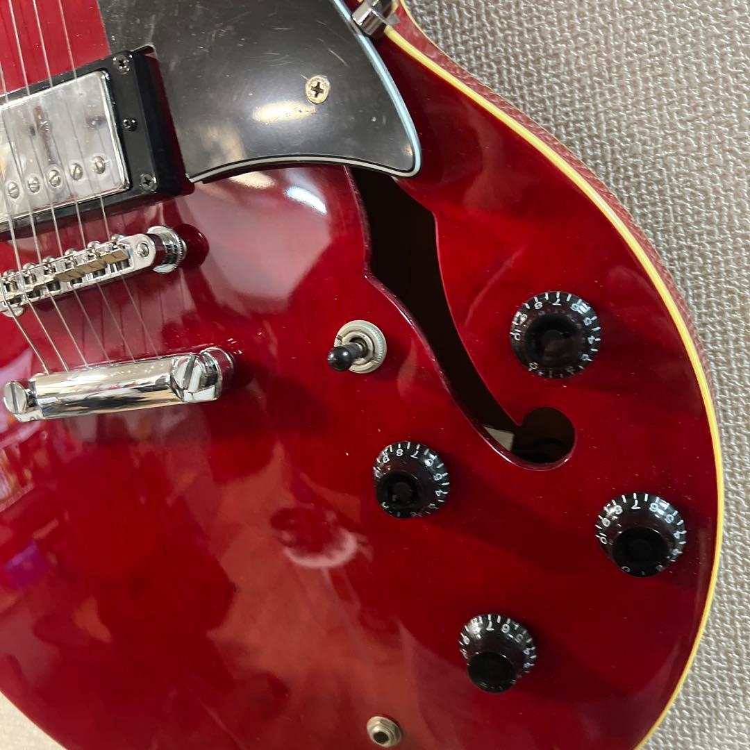 Cort セミアコースティックギター レッド