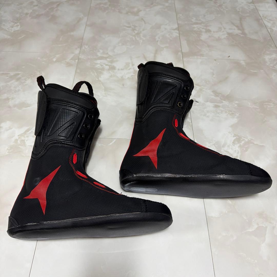 ATOMIC REDSTER TEAM ISSUE 130スキーブーツ