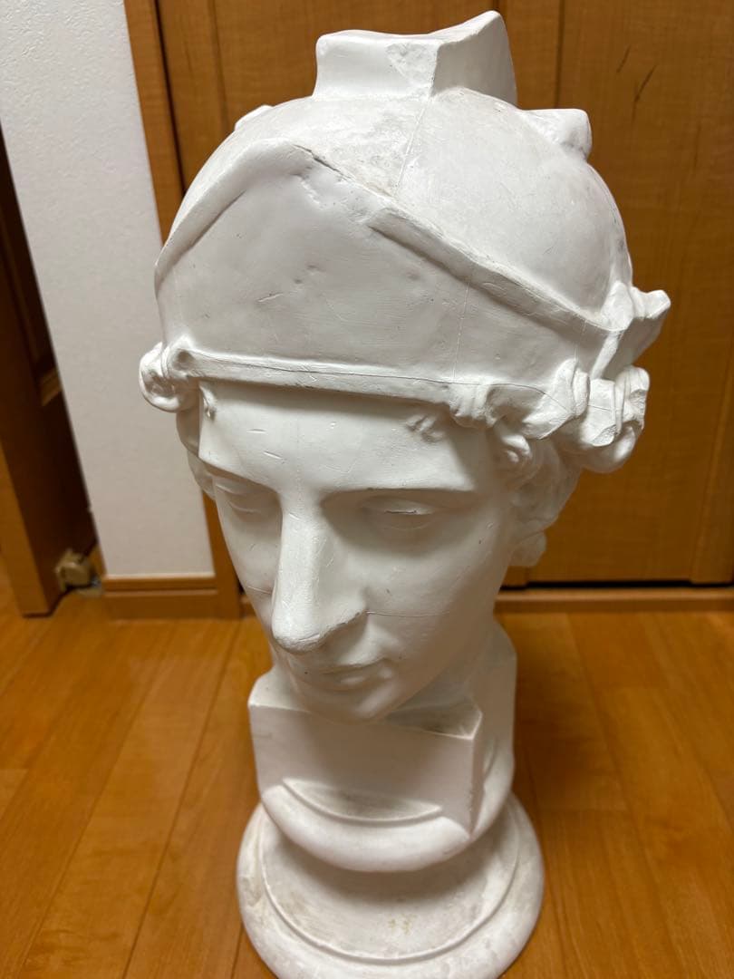 石膏像　青年マルス　横浜　岡石膏