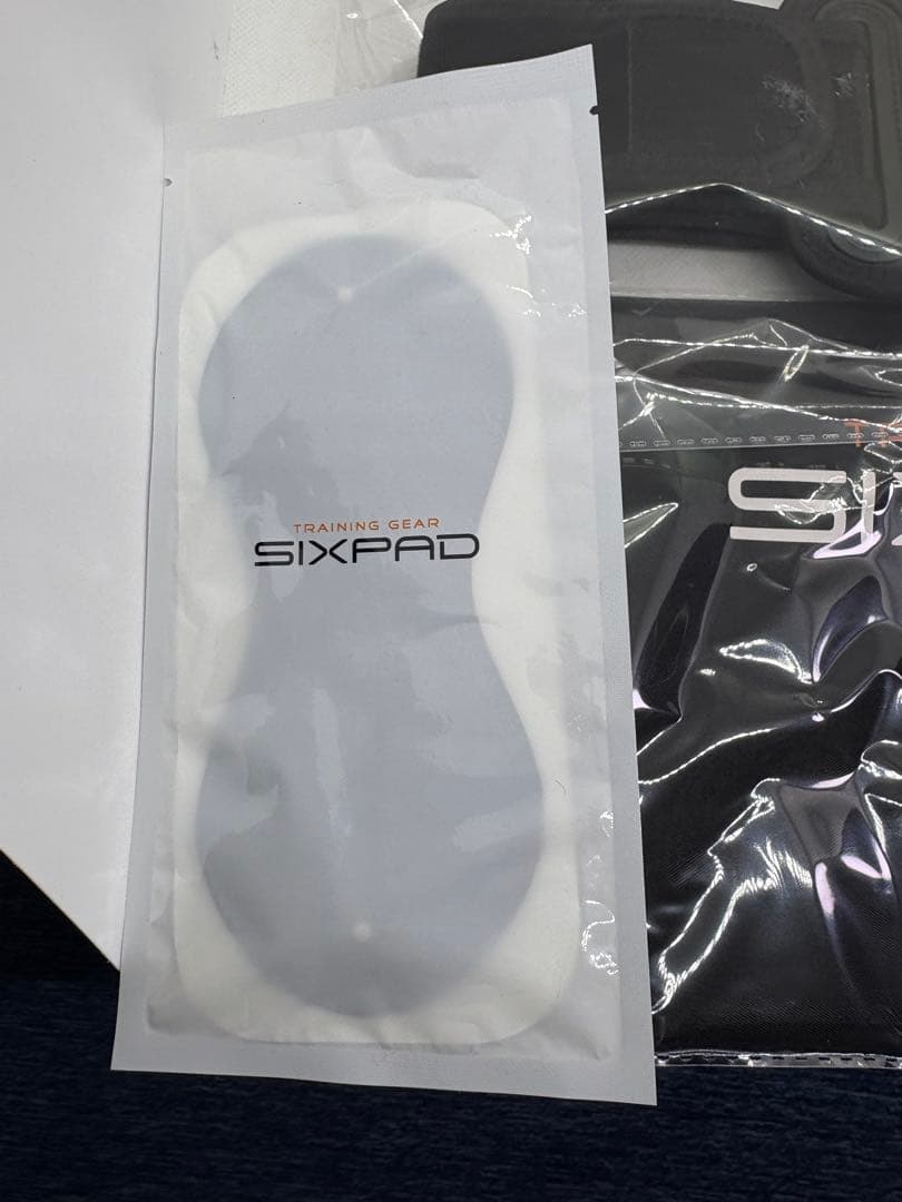 【年末感謝セール】【超美品】SIXPAD フットフィットプラス