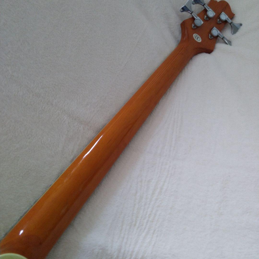 エレアコ・フレットレスベース 　Ｇreg Bennet AB-11CE/FL