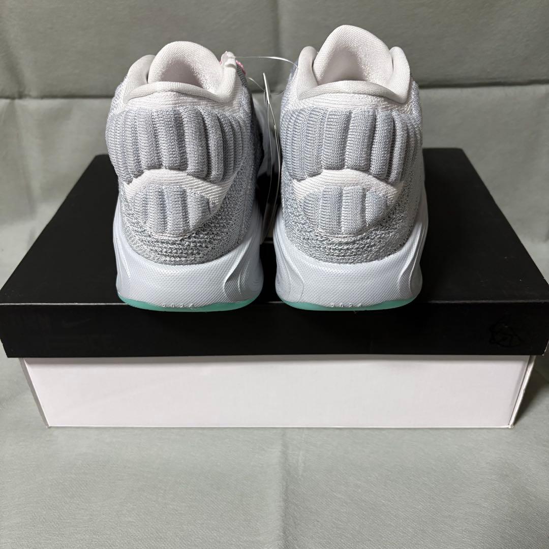 ナイキ　G.Tハッスル3 グレー　グリーン　ピンク　緑　28.0