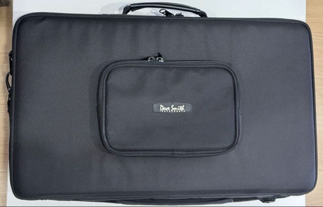 アナログシンセサイザー Dave Smith mopho ケース付き