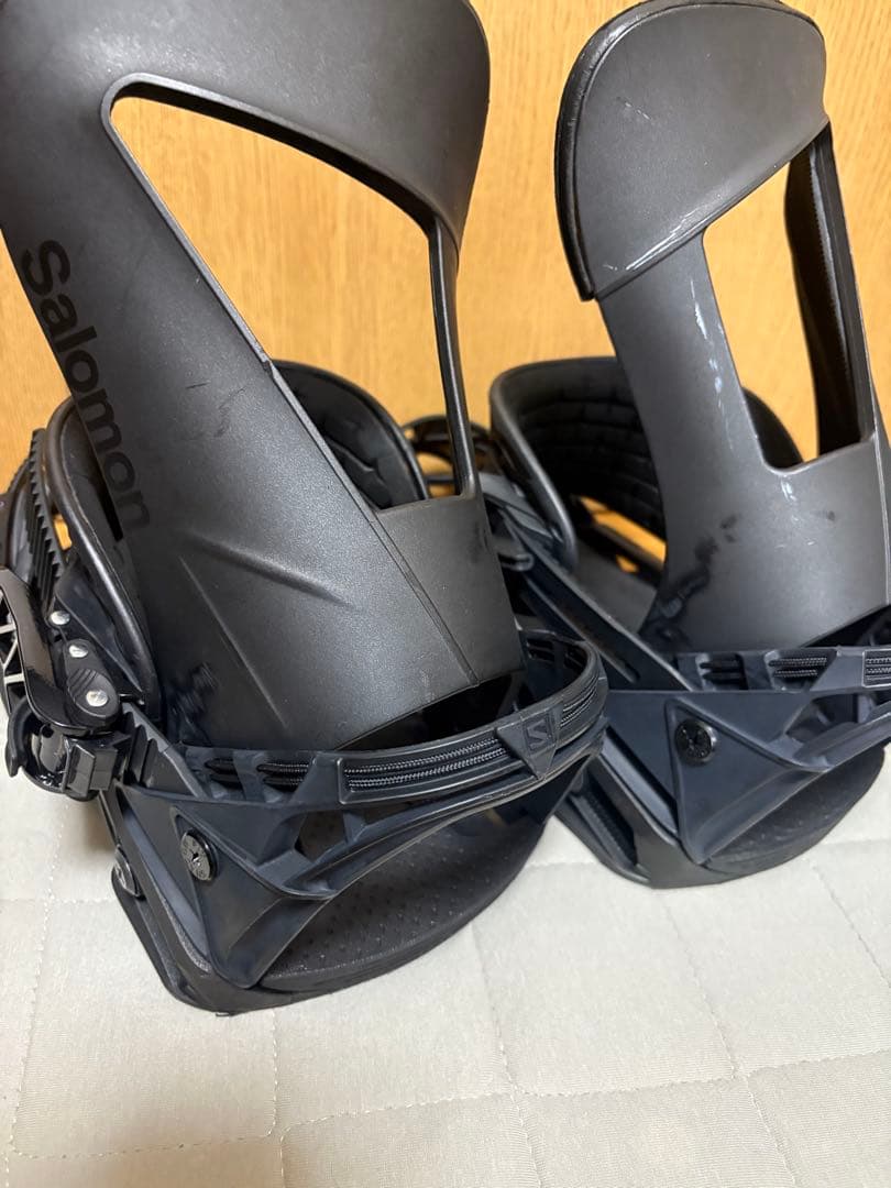 SALOMON DISTRICT Mサイズ