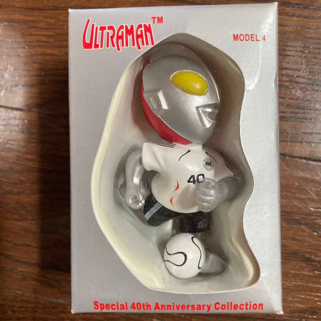 ウルトラマン40周年 ワールドカップ サッカーフィギュア