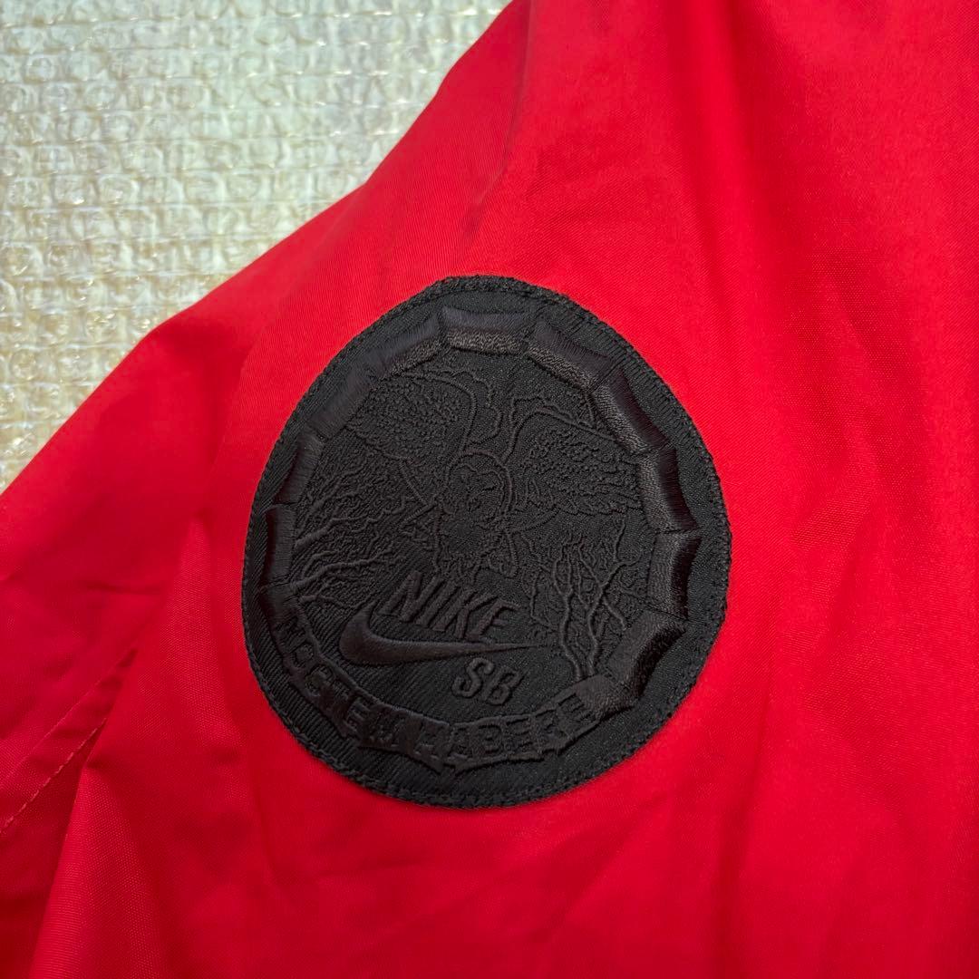 美品　希少　NIKE SB Mサイズ　スノーボードウェア　スキー　ジャケット