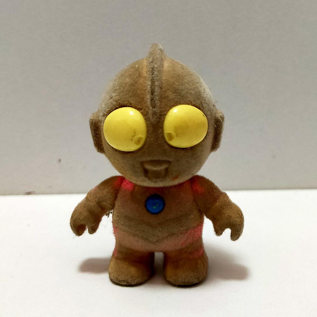 ウルトラマン　グラフィティ　マックン　メル　メグ　ウルトラマンファミリ　ジャンク