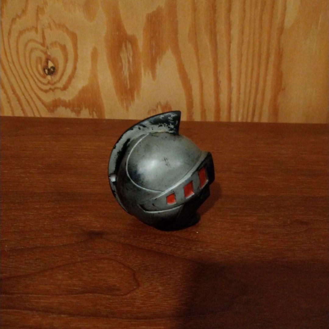 バンダイシルバー仮面ソフビグレー成型