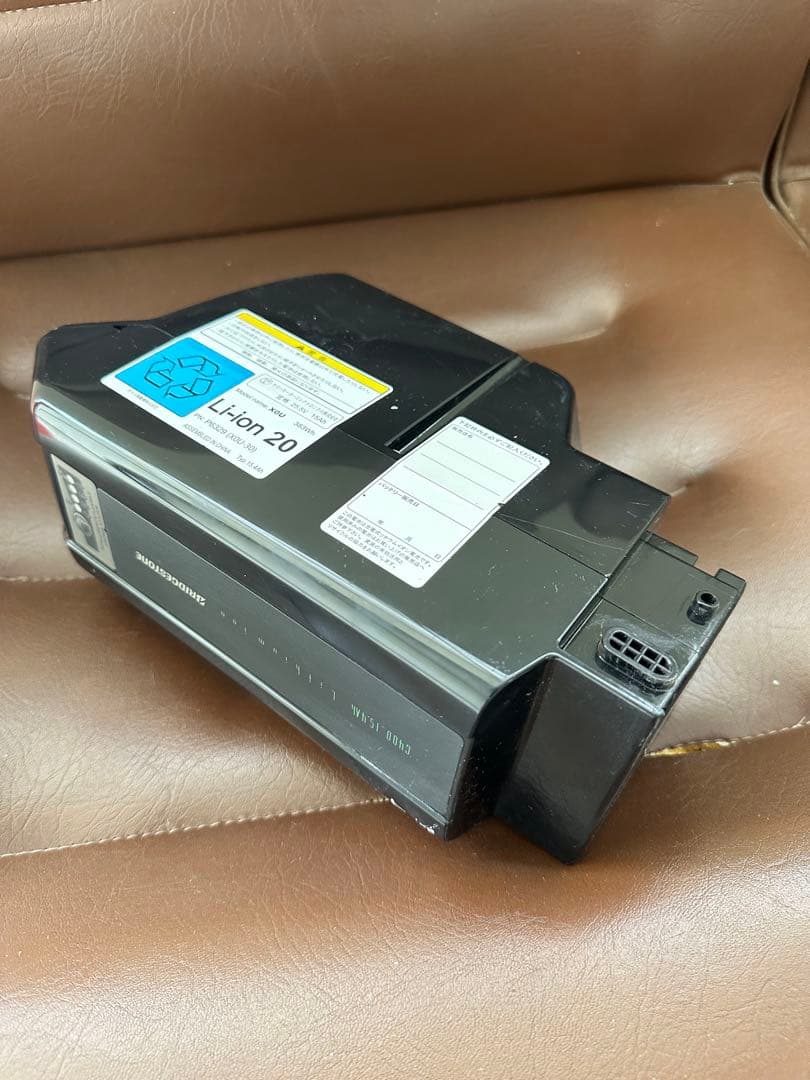 大容量良好バッテリー、長距離走行可能！電動アシスト自転車26インチ