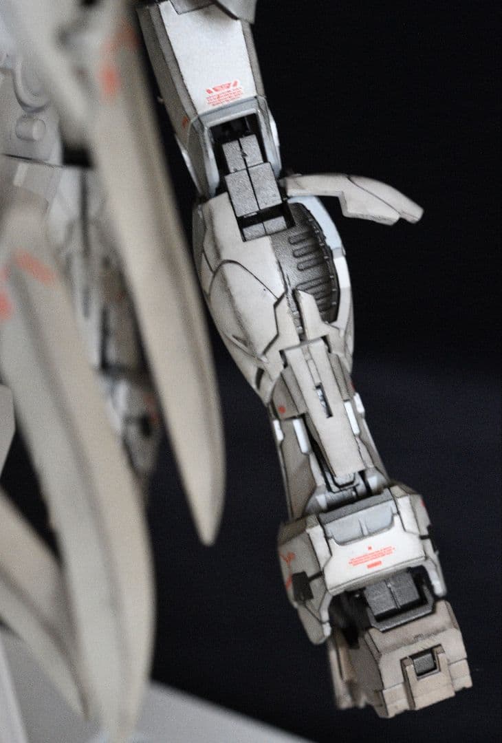 プラモデル日本未発売ウイングガンダムスノーホワイトプレリュード「白雪姫」
