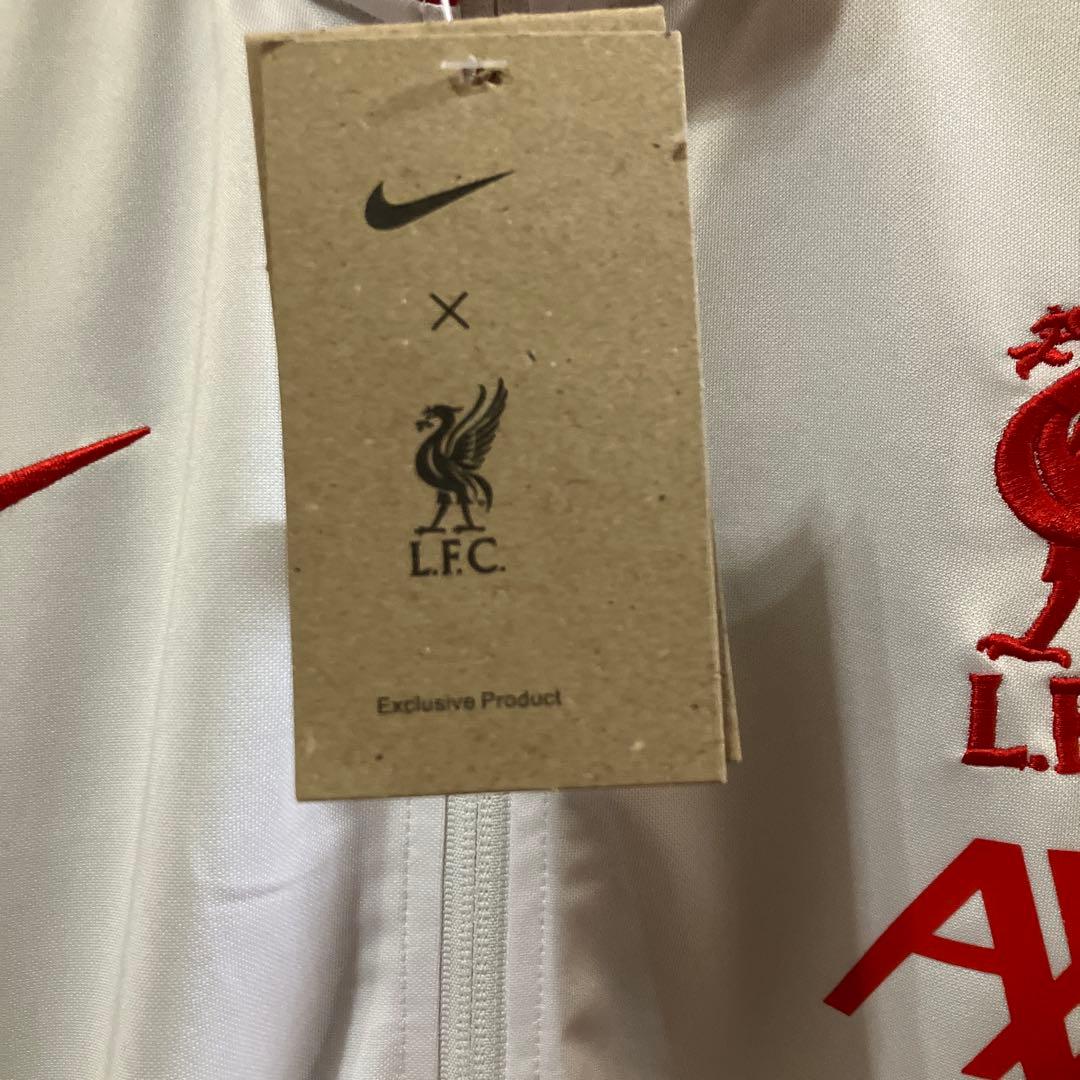 ナイキ　リヴァプール　アンセムジャケット