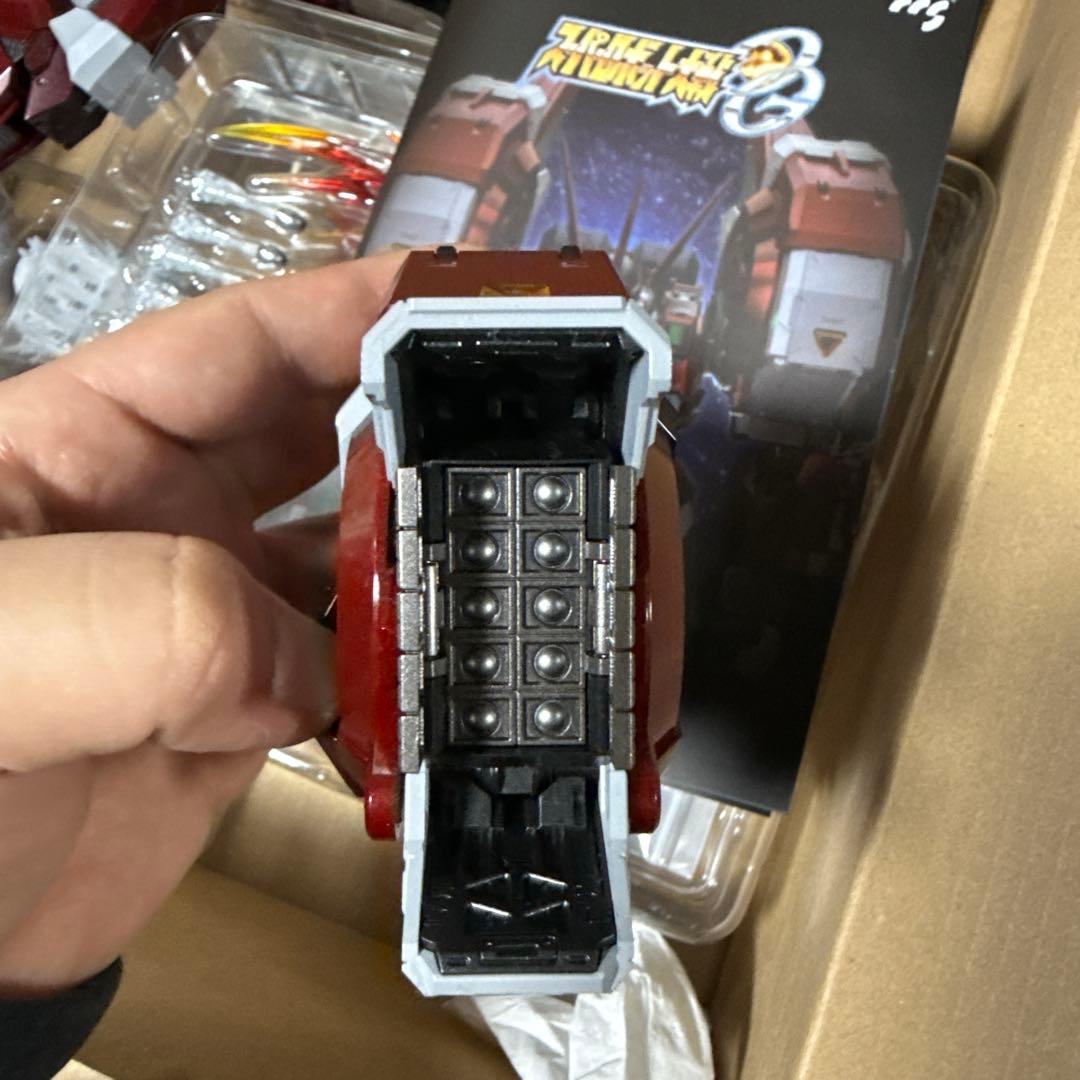 鉄魄 アルトアイゼン