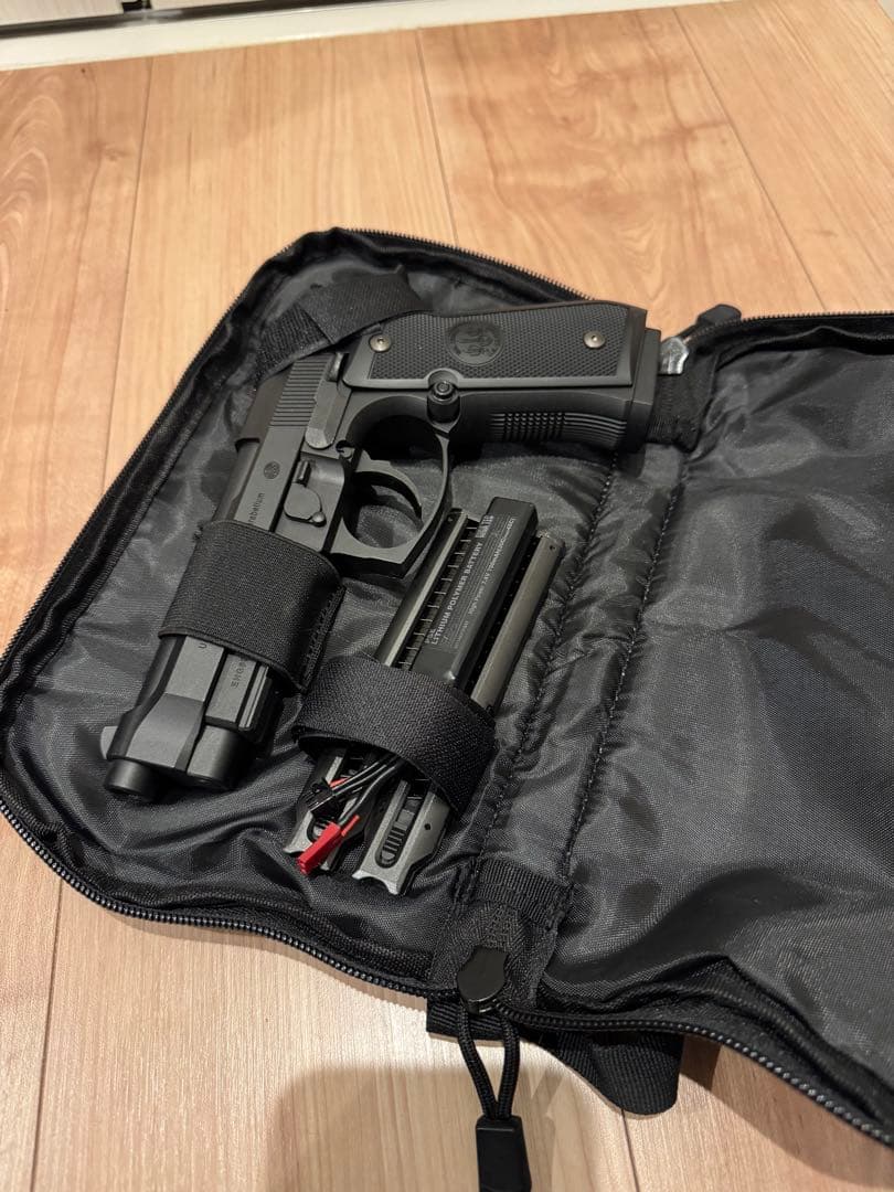 M9A1 電動ガン 東京マルイ ハンドガン エアソフトガン ホルダー&ポーチ付き