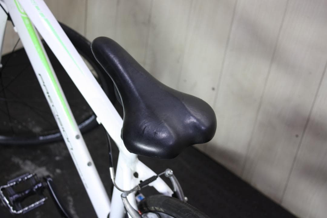 PRECISION SPORT アルミ 24速 430mm クロスバイク 白