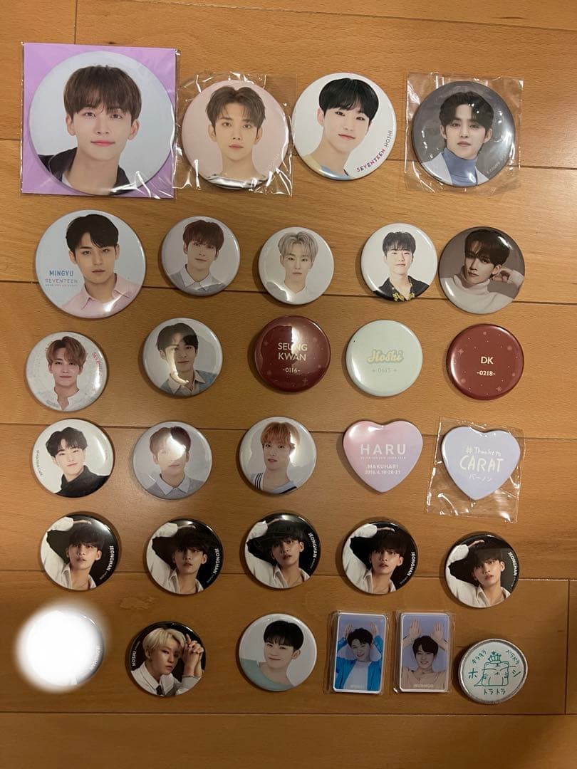 seventeen アクスタ　缶バッジ　グッズ