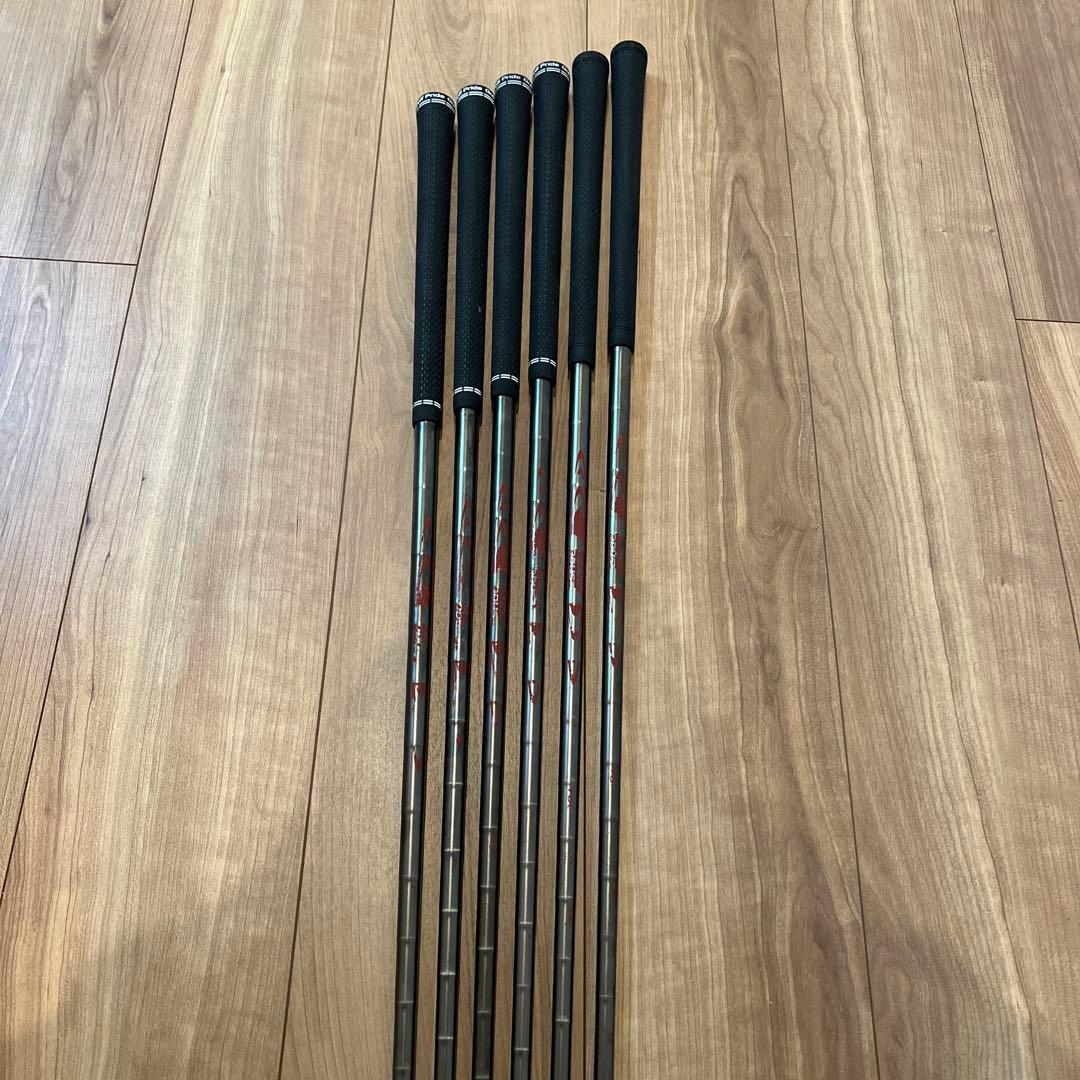タイトリストt100s ブラックエディション　アイアンP〜5番　６本