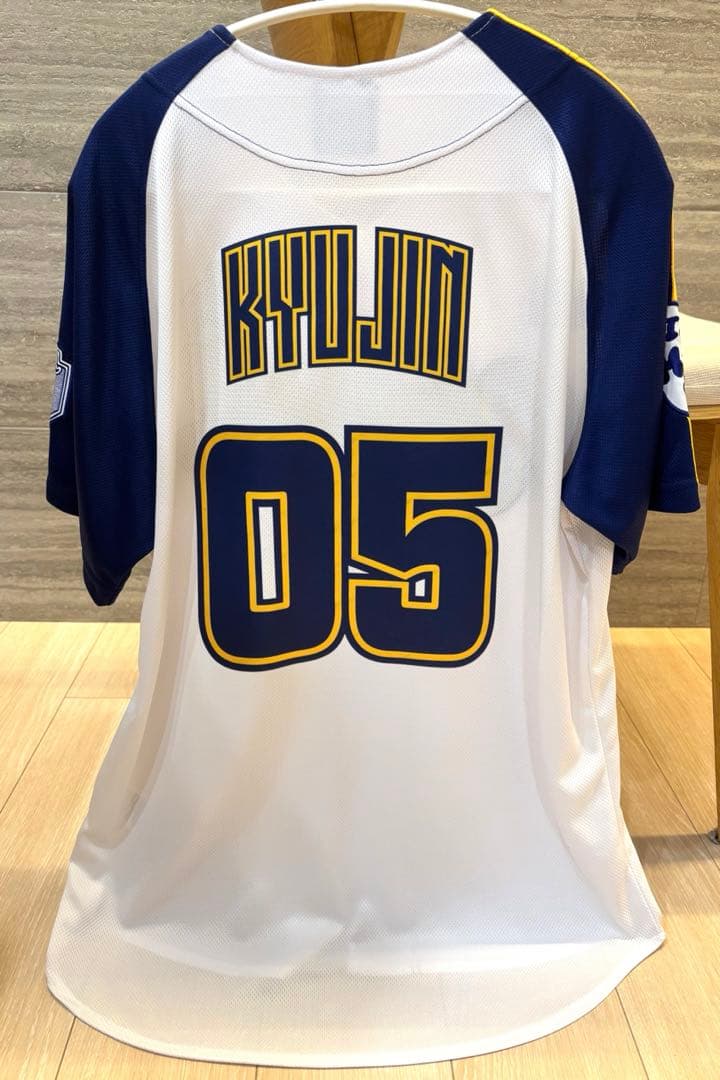 nmixx　ギュジン　ユニフォーム　トレカ付き