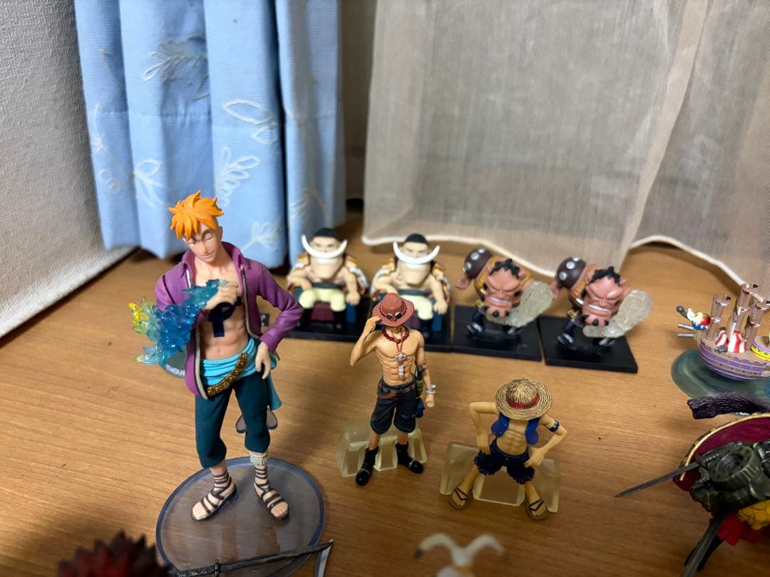 ワンピース　フィギュア　まとめ売り　30個